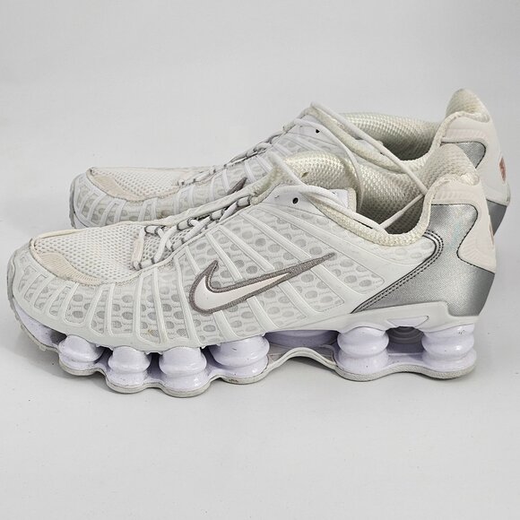 NIKE AV3595-100 SHOX TL WHITE/SILVER MENS SNEAKER SIZE US 9.5 - Picture 1 of 4